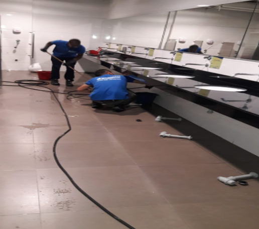 SERVICIOS durante limpieza 5